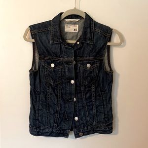 ⭐️ Rag & Bone Denim Vest
